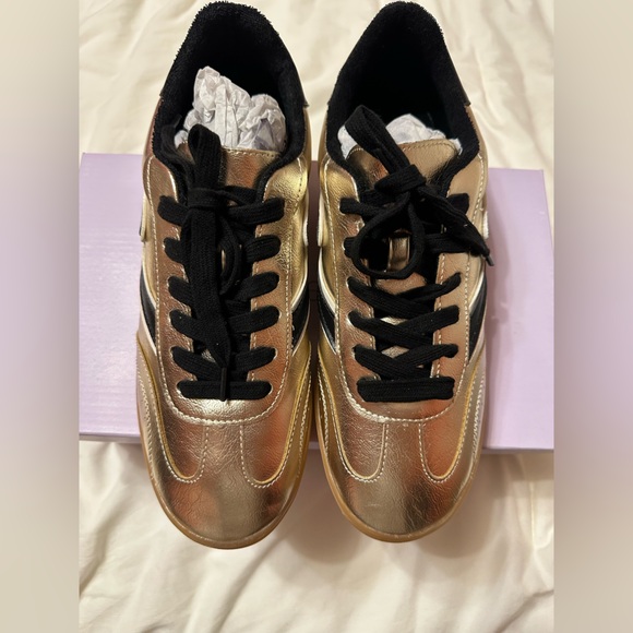 New Madden Girl Giia Lace-Up Low-Top Sneakers size 8.5 - Picture 3 of 5